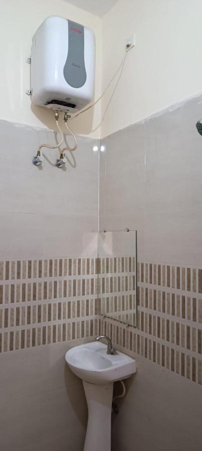 Kamla Guest House Kushinagar Extérieur photo