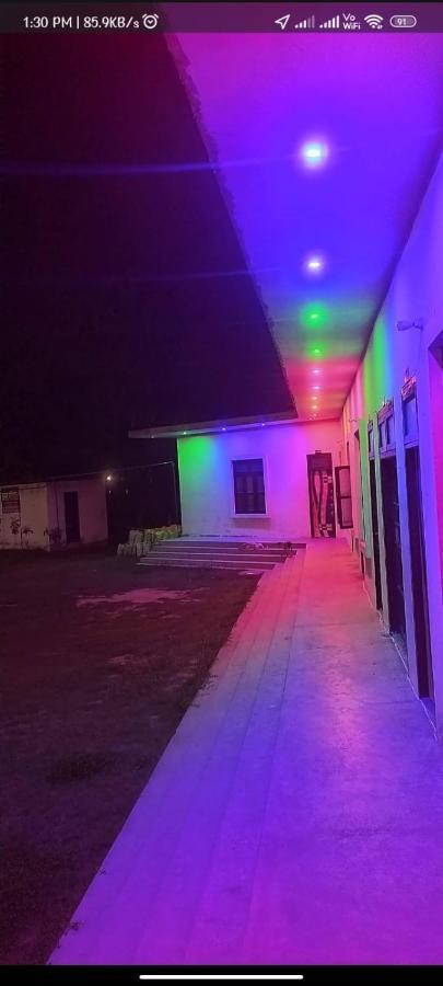 Kamla Guest House Kushinagar Extérieur photo