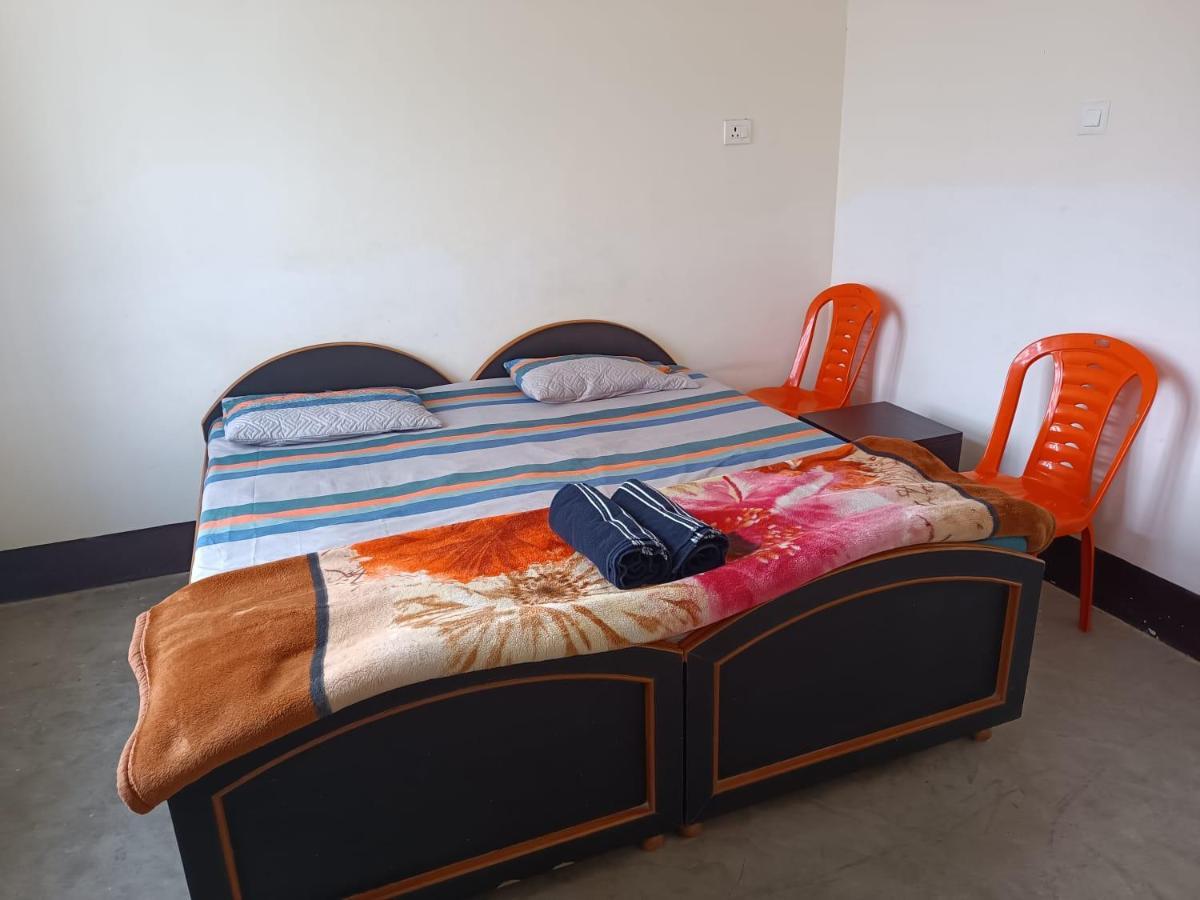 Kamla Guest House Kushinagar Extérieur photo