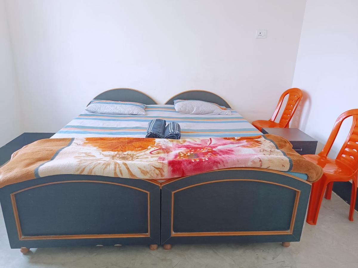 Kamla Guest House Kushinagar Extérieur photo
