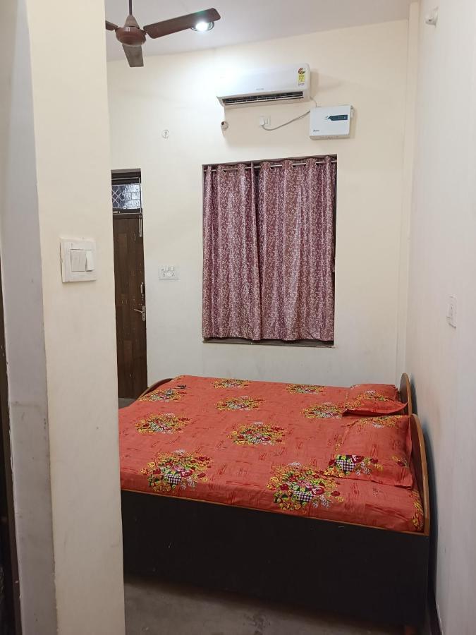 Kamla Guest House Kushinagar Extérieur photo